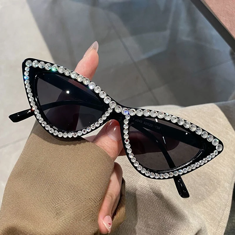 Gafas de sol estilo ojo de gato de lujo Vintage para mujer, gafas de sol con montura de diamante de cristal de diseñador de marca, gafas ostentosas de color negro y rosa