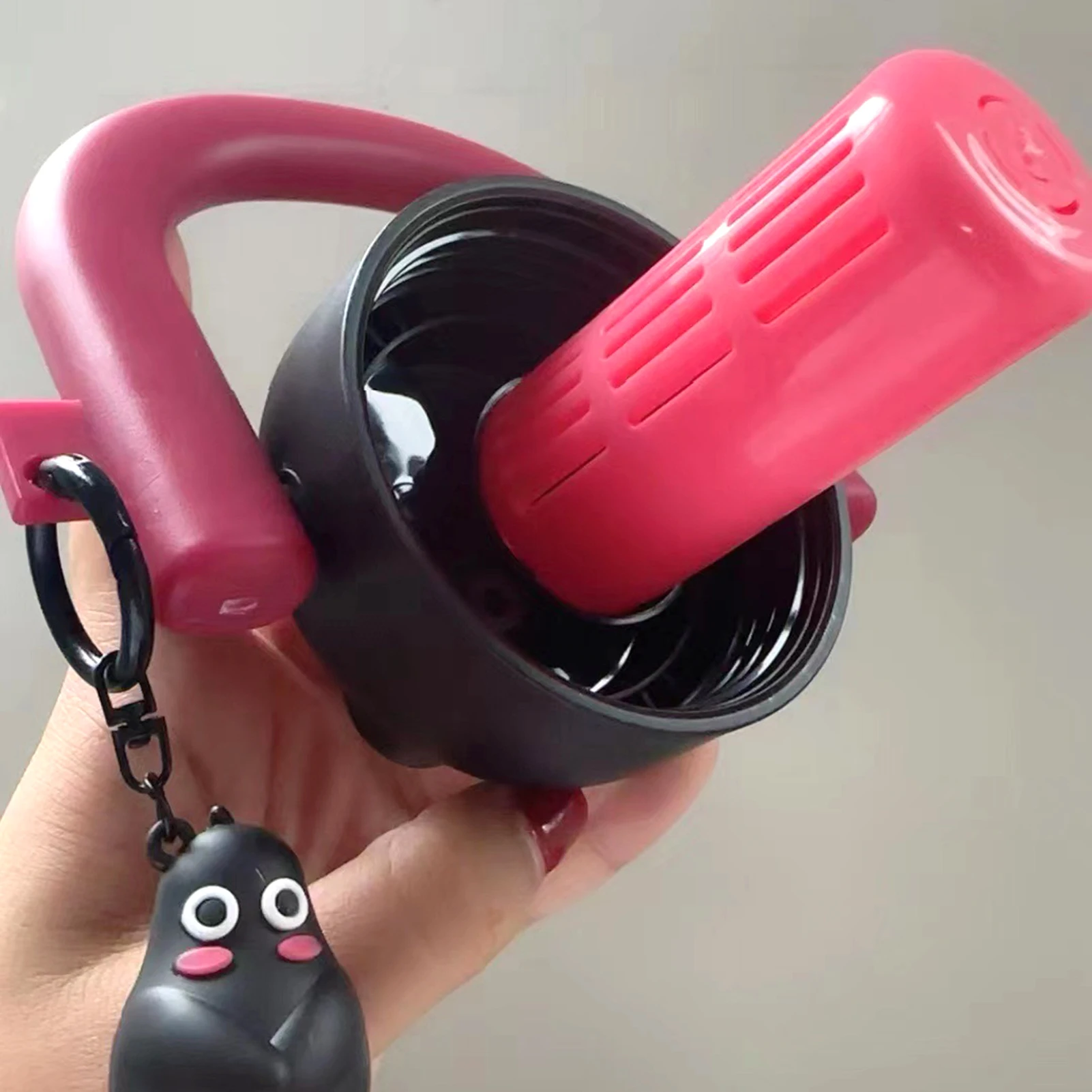 1 قطعة/الوحدة المحمولة البسيطة الغذاء الصف زجاجة ماء بلاستيكية سعة كبيرة طفل بهلوان غلاية كوب بقشة للكاميرا في الهواء الطلق #5