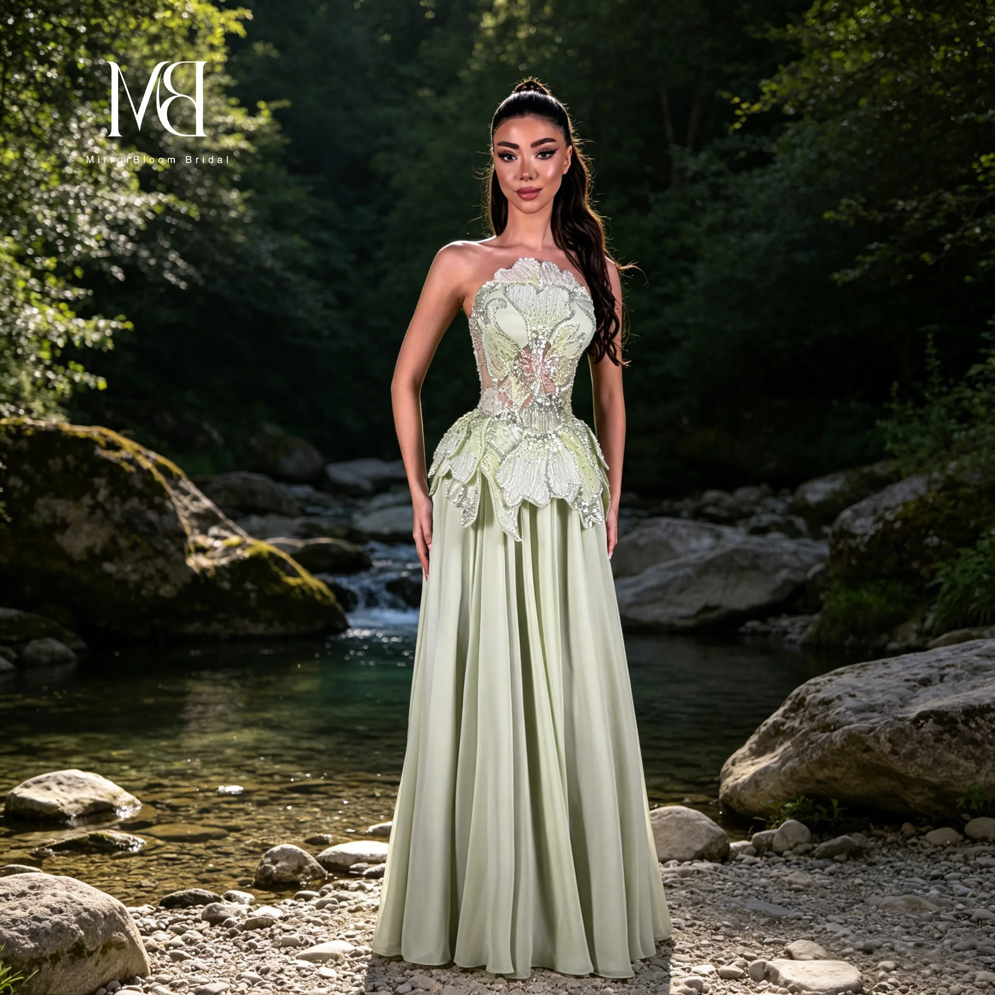 

Luxurious Exquisite Strapless Mermaid Evening Gown Floor-Length Chiffon Fishtail Skirt Adorned with Delicate Detailing