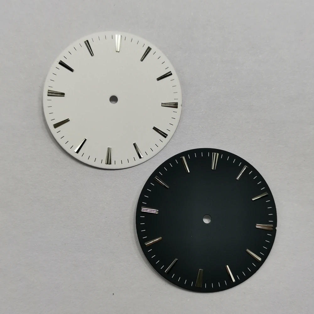 قرص ساعة فارغ 33.5 ملم وجه ساعة لامعة غير لامعة أبيض أسود اللون ذهبي فضي مؤشر الساعة الحقيقية دبوس لحركة NH35