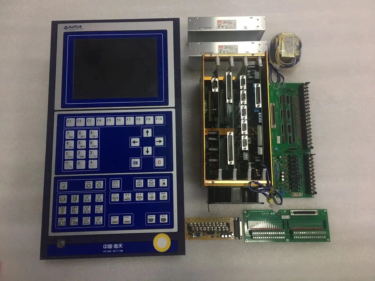 VIO32C-1 new board for C6000 computer HAITIAN or Techmation injection molding machine