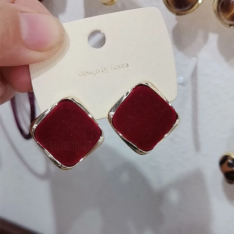 New model Retro Simplicity Fashion Atmosphere Stainless steel New Year red color  Square velvet earrings