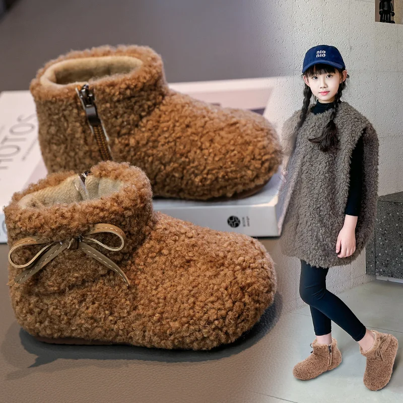 

2025 Winter Korean Lambskin Shoes with Fleece and Warm Snow Cotton Boots for Girls New Style Soft Sole Short Boots for Girls