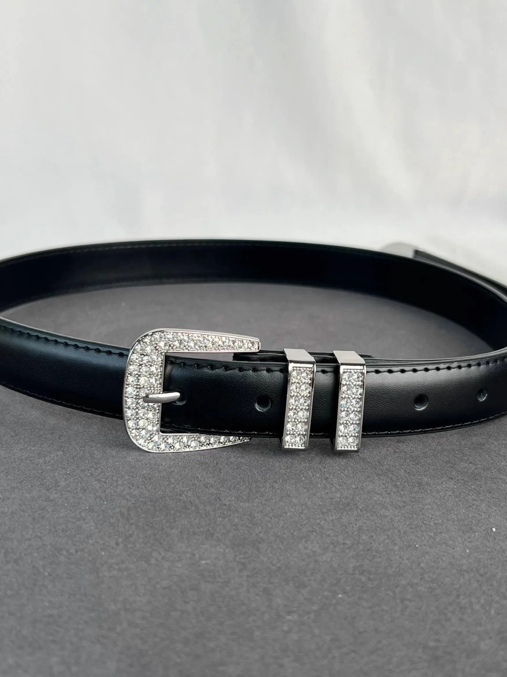 ผู้หญิงเพชรหัวเข็มขัดหนังแท้สีดํารัดตัวหญิง Cummerbund Coat เข็มขัดชุด Decration เข็มขัดกว้าง J1369