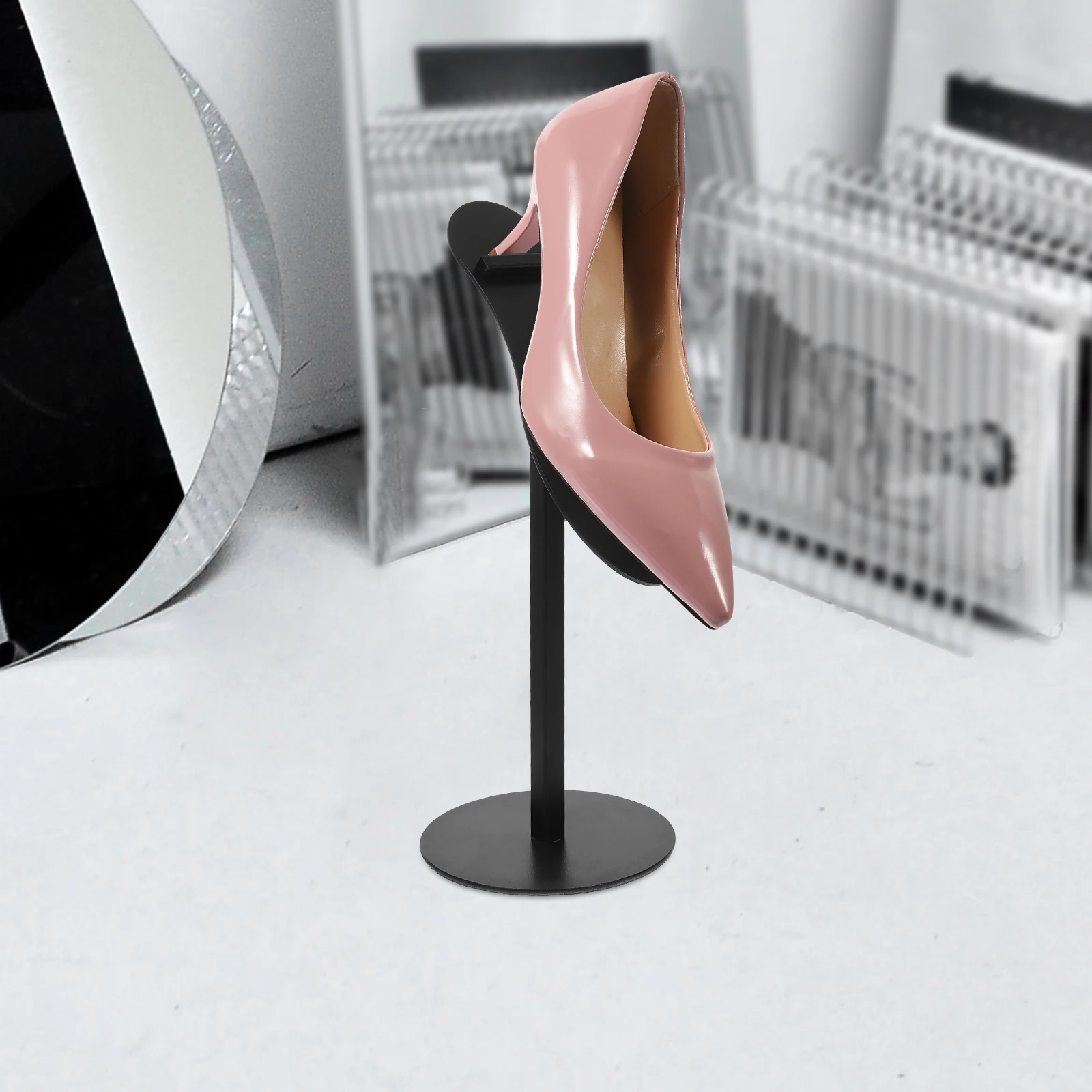 

Adjustable Iron Shoe Display Holder Wear Resistant Easy Operate Suitable Shoes Showcase Retail Shops Mall Shoe Display Racks