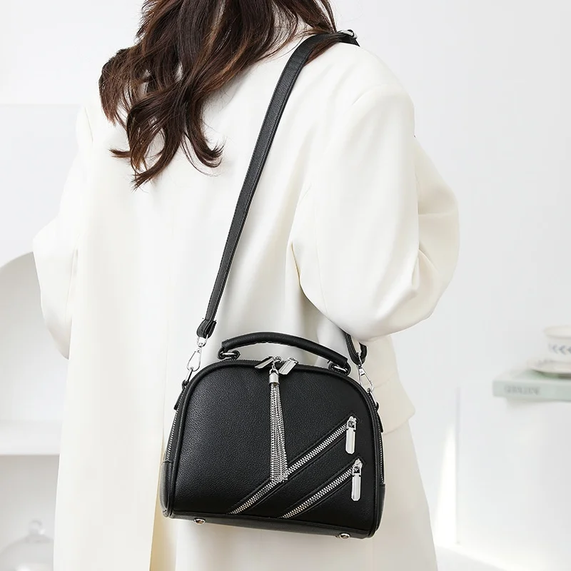 

Luxury Shoulder Bags for Women Designer Handbags High Quality Famous Brand Tote Purse for Modern Lifestyle