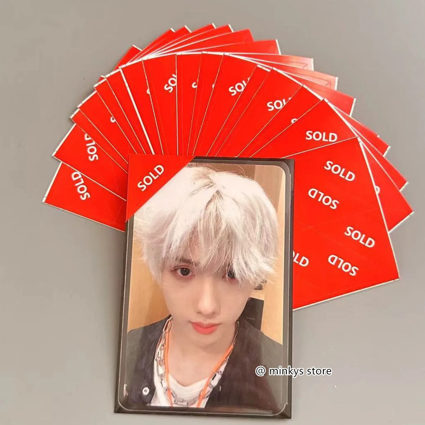 MINKYS 20 pz/lotto Kawaii Red venduto etichette adesive Kpop photogolds lettera etichetta adesiva decorativa coriandoli cancelleria