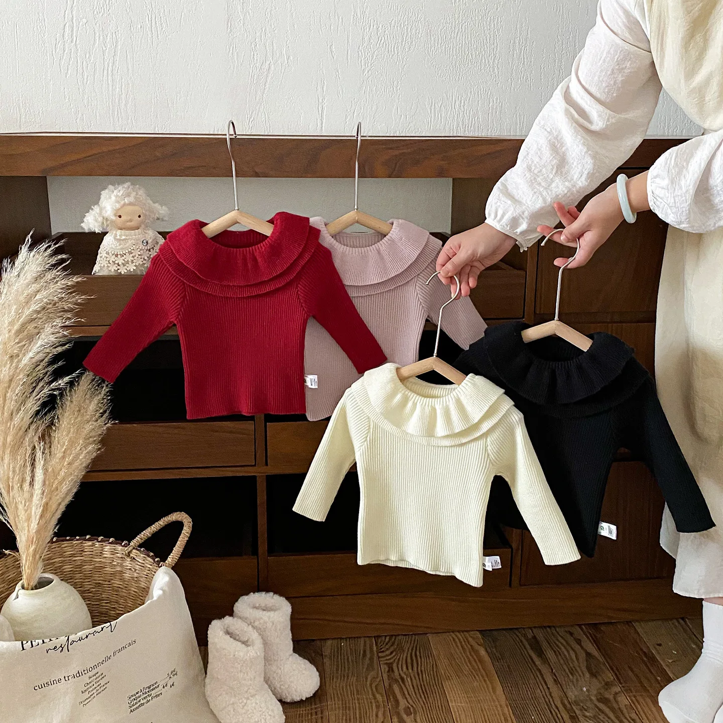 

2025 Winter Toddler Kids Girls Sweater Solid Color Knited Infant Baby Girls Pullovers Versatile Casual Newborn Girls T-shirt