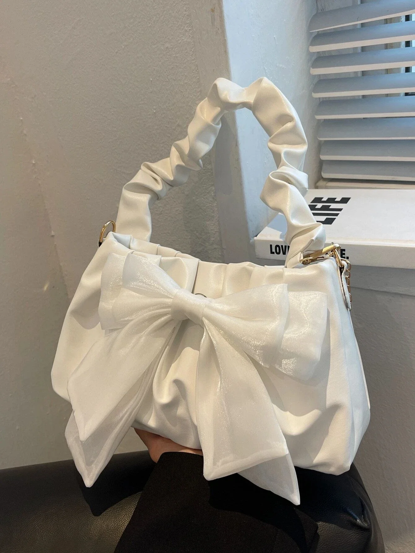 Cute Kawaii Moire Bow Decor Ruched Bag Lightweight Business Casual Bow Decor HandBag For Girls Women Fashionable Shoulder Bag