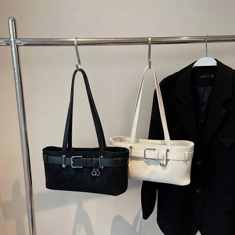 

Stylish Women Messenger Bag Premium Leather Crossbody Shoulder Handbags Ladies Tote Purse Luxury Designer Elegant Gift