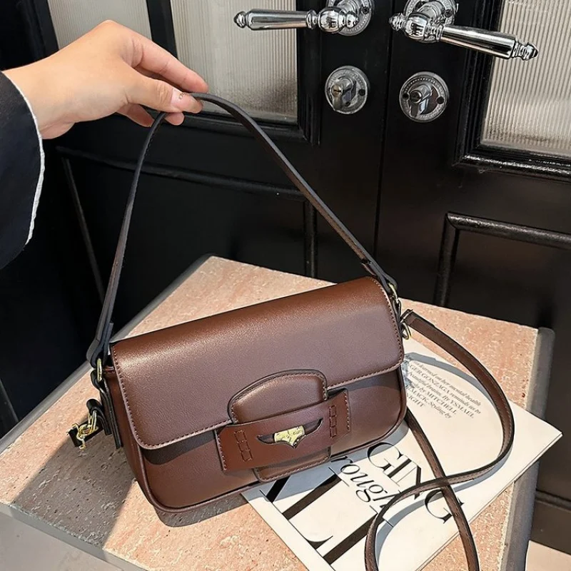 

High-End Ladies Handbag Crafted From Grid-Printed Leather Featuring Casual Vintage And Paris High-End Daily Style​