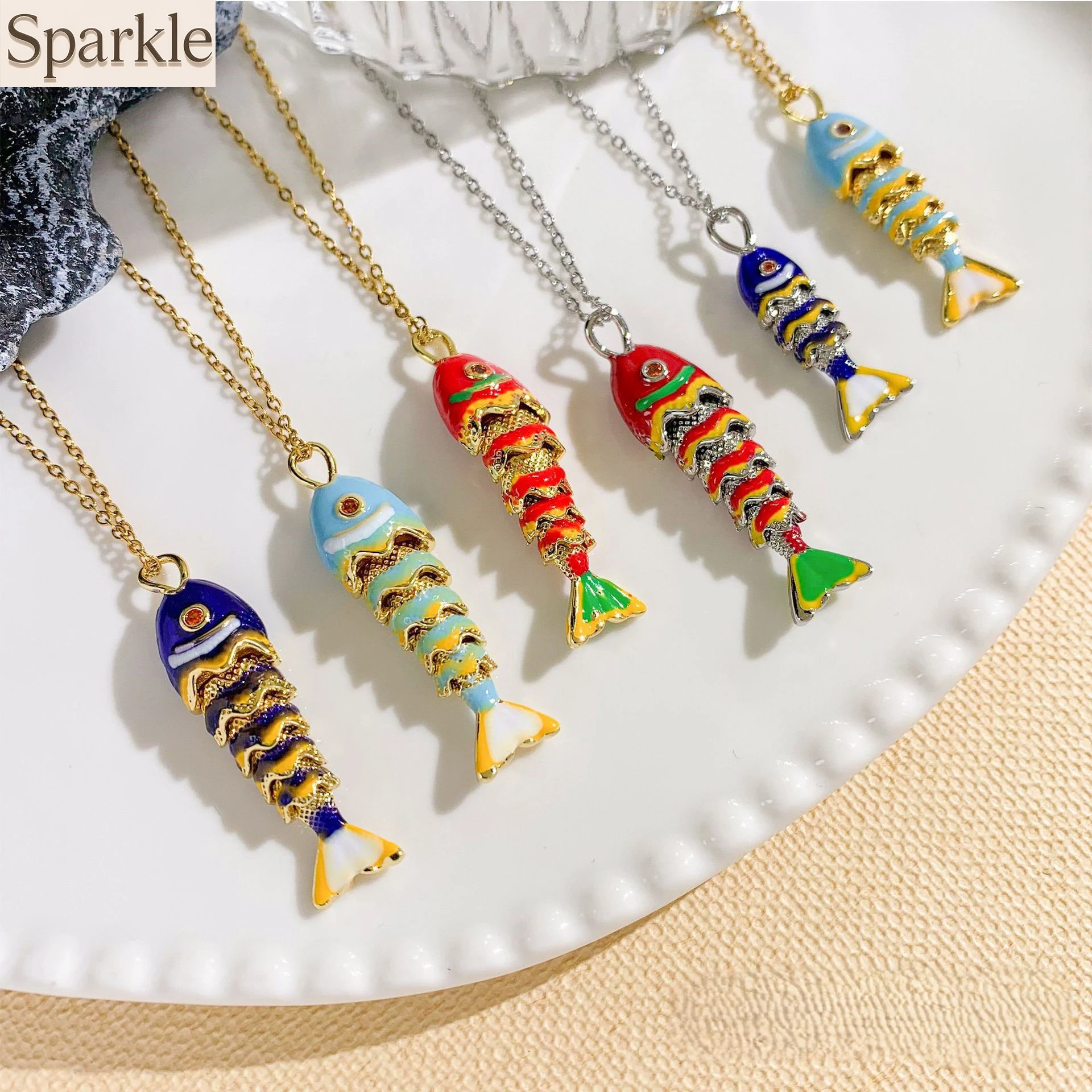 Enamel Colored Dynamic Fish Pendant Necklace for Women Fashion Ocean Element Fish Pendant Vacation Style Statement Neck Jewelry