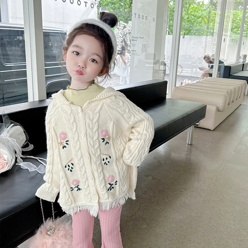 

2023 Autumn Winter Girls Sweater Coats Children Jackets Kids Clothing Baby Hooded Embroidered Floral Sweater 2-8 Years Costumes