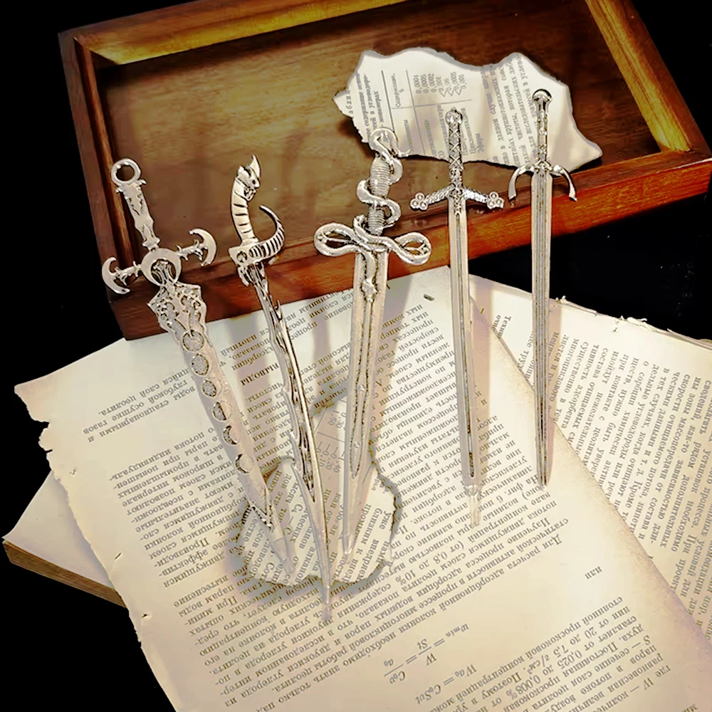 Novel Fashion Antique Silver Sword Shape Hair Stick Gothic Hairpin Medieval Witch Cosplay Party Hairstyle Hairpin for Ladies