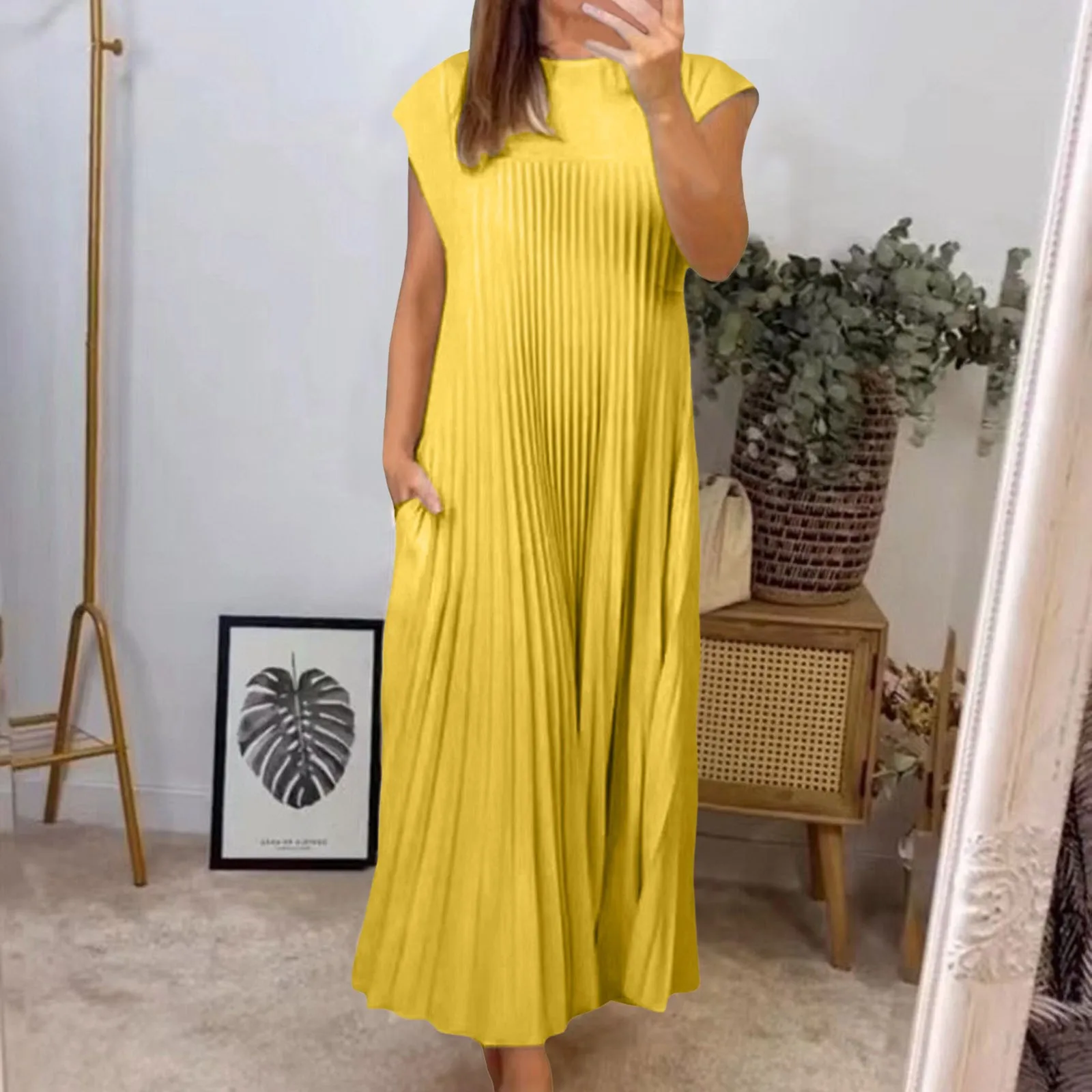 Women\'s Dresses 2024 Summer New Fashion Sleeveless Pleated Long Dress Solid Colour Casual Loose Round Neck Beach Dresses