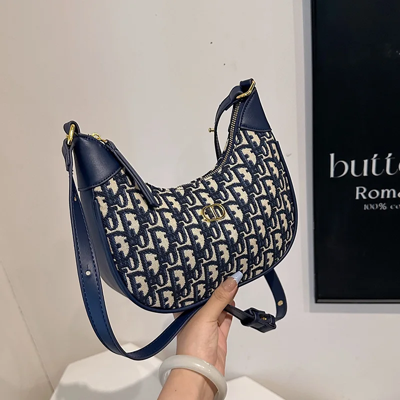 

2026 Unique Design Underarm Bag, Premium Shoulder Bag for Women, Minimalist Crossbody Purse & Fashionable Clutch