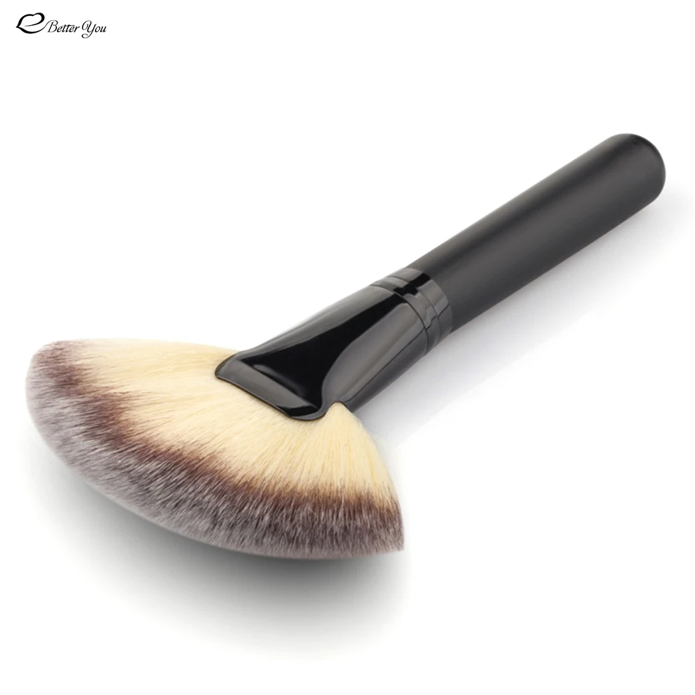 1 pz Soft Makeup Large Fan Brush Foundation Blush er Powder Highlighter Brush pennelli in polvere pennelli cosmetici Maquiagem