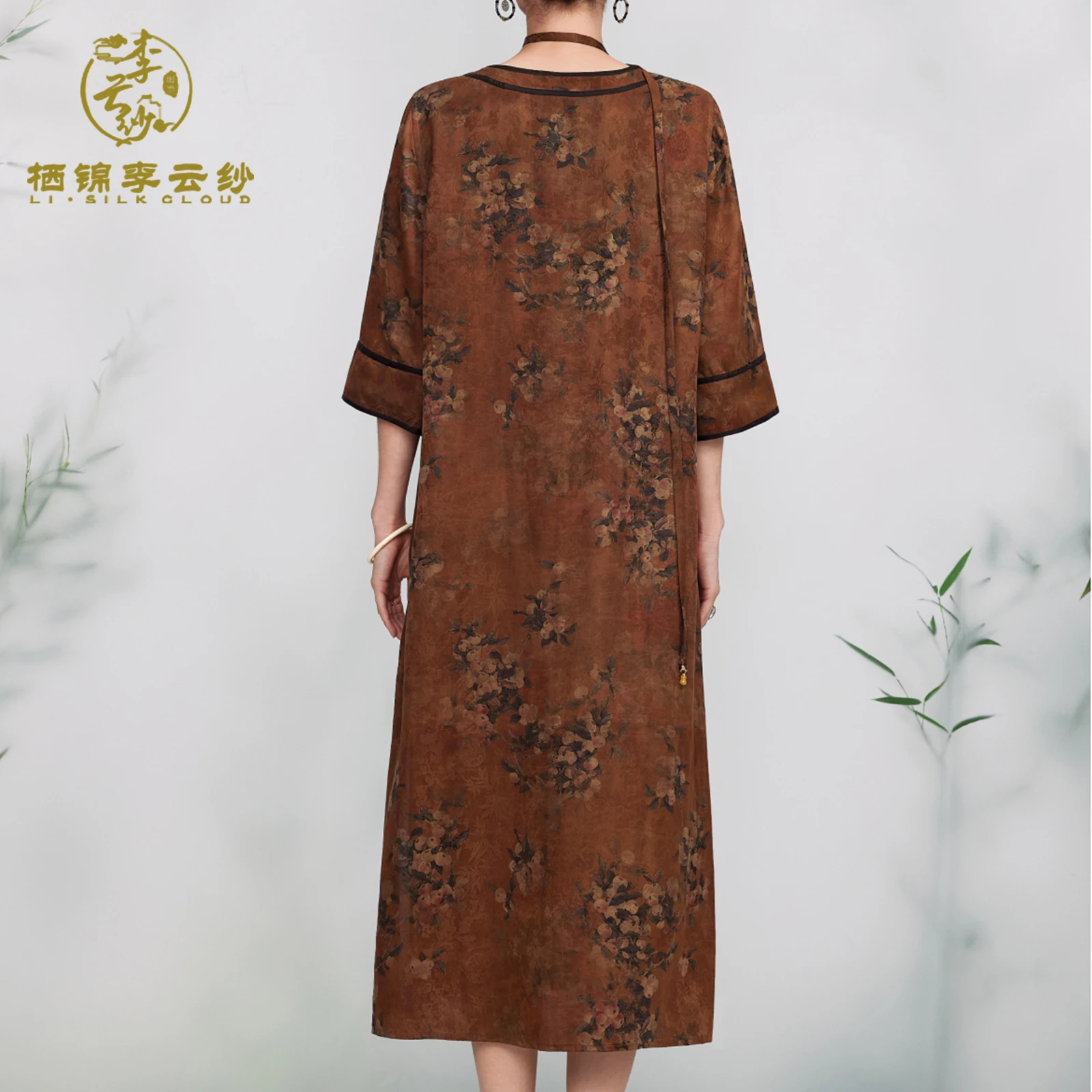 LI SILK CLOUD xiangyunsha Dress - Chinese Classic Style with Vintage Prints, Authentic Silk Fabric Guangdong Gauze