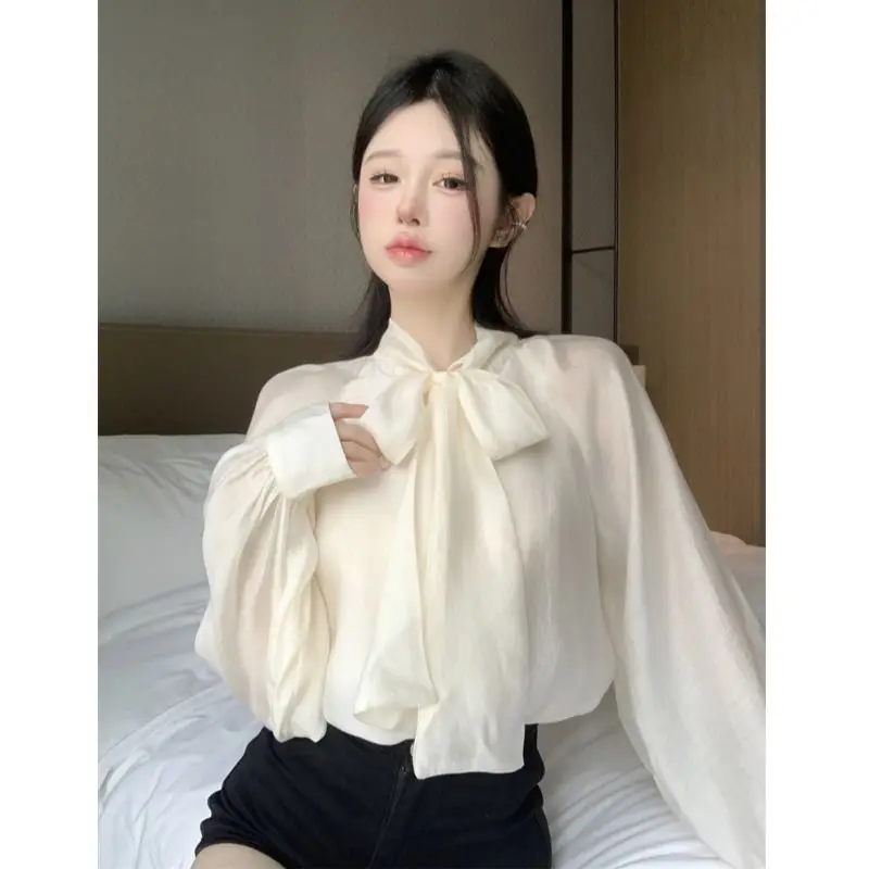 2024 Spring Autumn New Elegant Temperament Bow Lacing Blouse Female Fashion Solid Color Pleated Lantern Sleeve Pullover Shirts