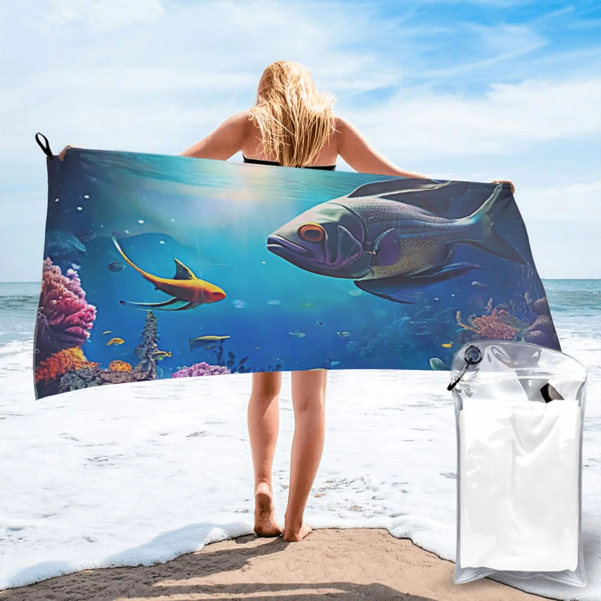 Great Fish Land Tropical Fish Beach Towel Soft Microfiber Quick Dry Absorbent Quick Towels For Mountain Climbing