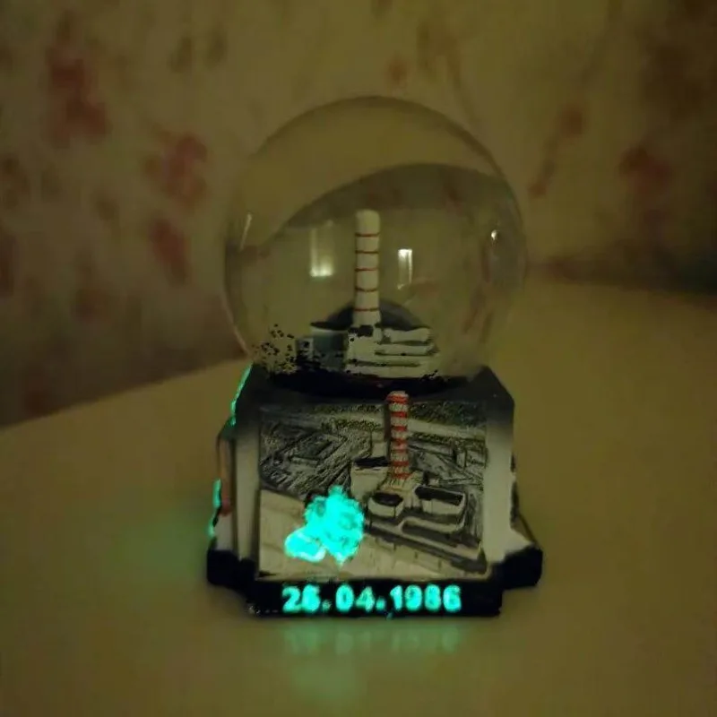 Snow Globe Decorative Ornament Nuclear Disaster Scene Desktop Display Home Living Room Entrance Office Tabletop Decoration