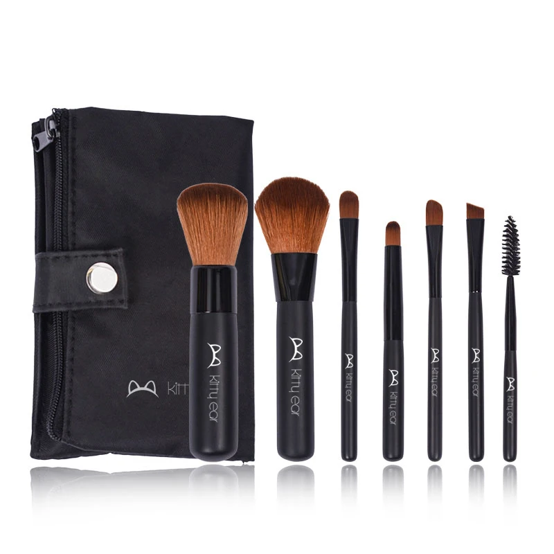 Set di pennelli per trucco 7 pezzi fondotinta in polvere sintetica Premium Highlight Concealer Eyeshadow Blending Eyeliner per sopracciglia legno nero