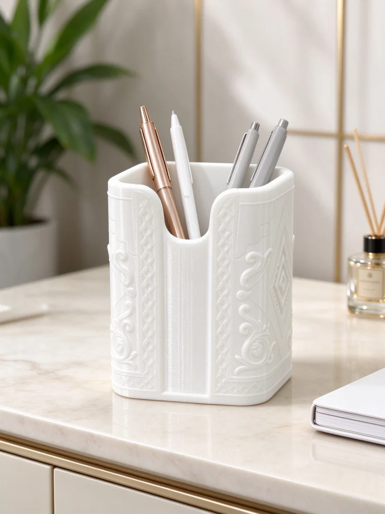 Light Luxury Style White Petg Pen Holder with 3D Printed Embossed Vintage Scrollwork, Elegant and Sophisticated Texture Surface, Square Shape with Notches, Modern Classic Aesthetic Design, Multifunctional Desktop Organizer, Can Hold Stationery, Scissors, Rulers, Makeup Brushes, Durable, Lightweight, Drop-Resistant, Height 9.5cm, Base 7.4cm, Office and Home Storage, Student Desk Stationery Organizer, Dressing Table Beauty Tools Storage