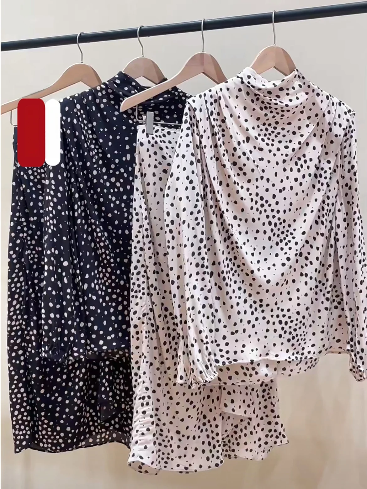 

Комплект Heidd: осенне-зимняя рубашка в горошек в стиле Хепберн и плиссированная юбка миди – элегантный женский модный ансамбль с длинным рукавом