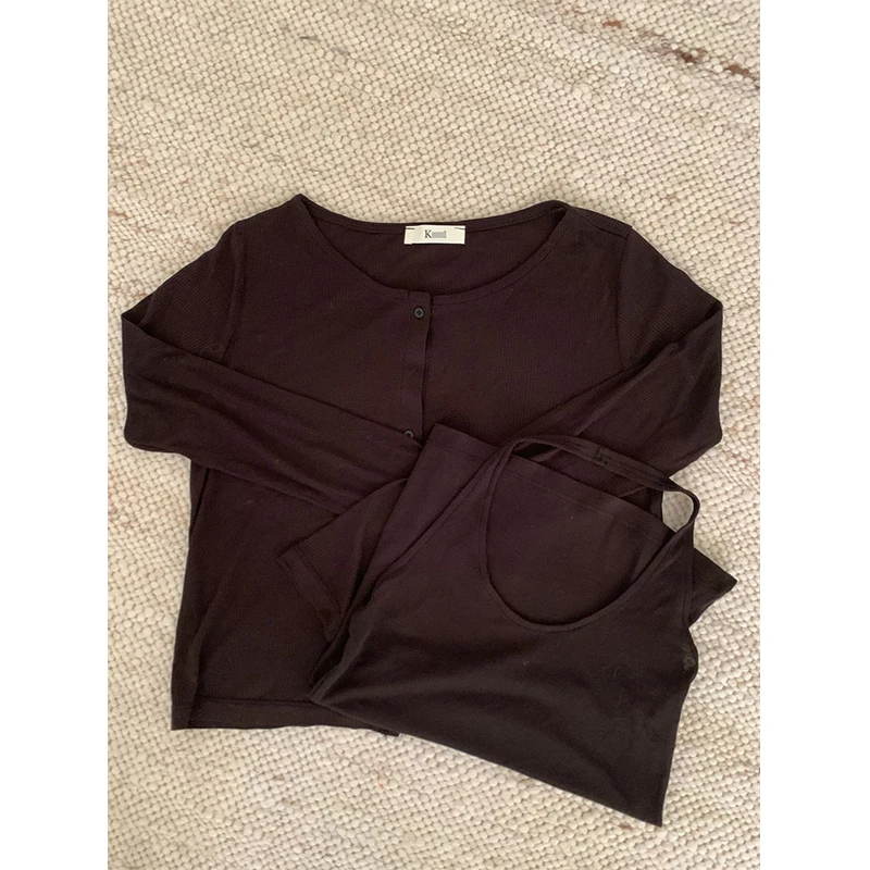 ชุดเซ็ตสองชิ้น เสื้อกั๊กสายเดี่ยวแบบยาวเปิดไหล่ สไตล์หวาน สีพื้น รุ่น Ele Gentle Dongdaemun 25 Autumn Hanging Ne Strap Vest Long Sve Open Cardigan สำหรับผู้หญิง