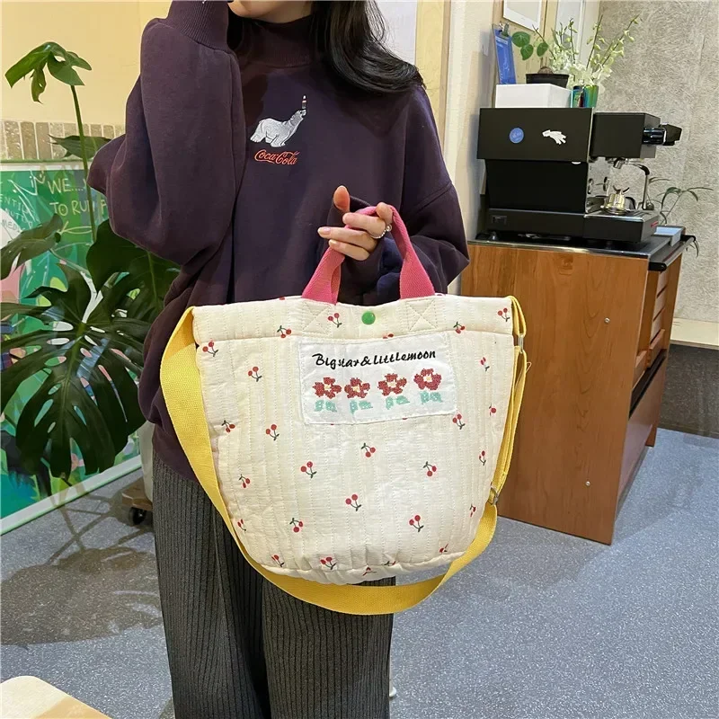 Large Mommy Handbag Kids Portable Women's Flower Embroidered Capacity Bucket Crossbody Bags Canvas Quilted Cotton Shoulder Bags