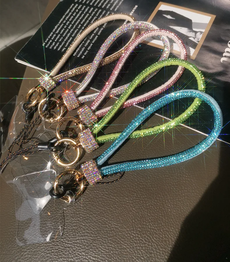 

Cross-border Bestseller Mobile Phone Lanyard Wrist Chain Luxurious Water Diamond Chain High-end Short New Diamond-encrusted