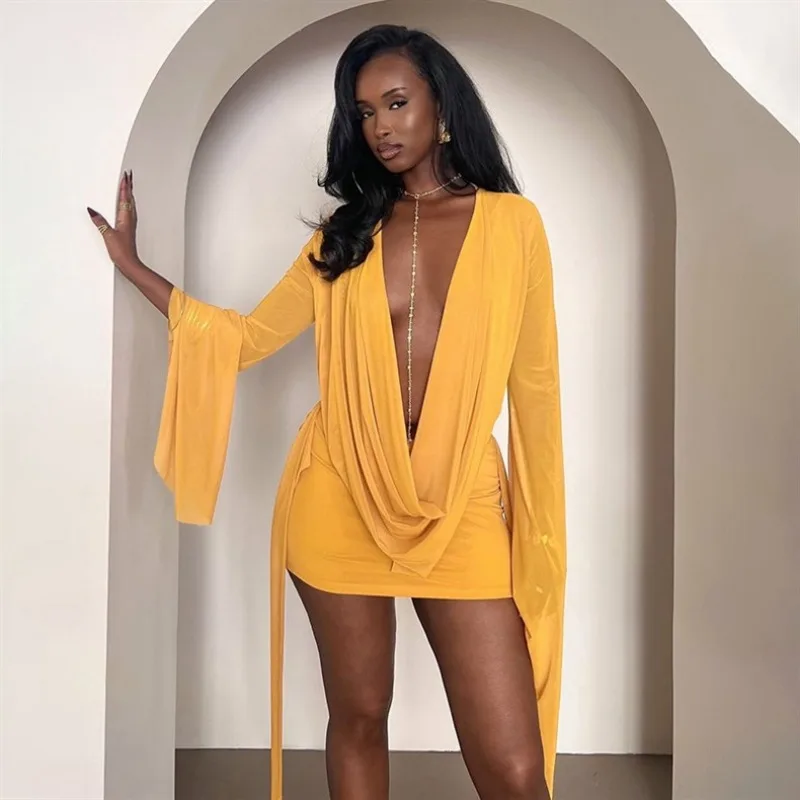 Nouvelle Robe d'été unie sans dos pour femme, style irrégulier à manches longues, sexy et coquette, idéale pour les vacances à la plage.