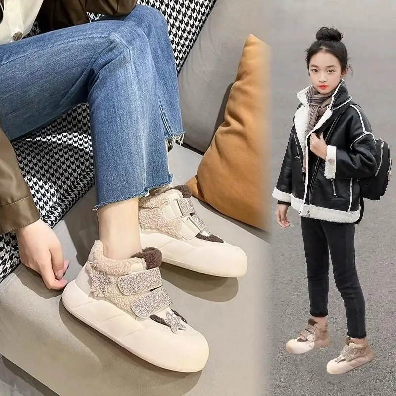 

Модные повседневные детские ботинки Kawaii: зимние теплые короткие сапоги для девочек с искусственным мехом и стразами, новинка 2025 года