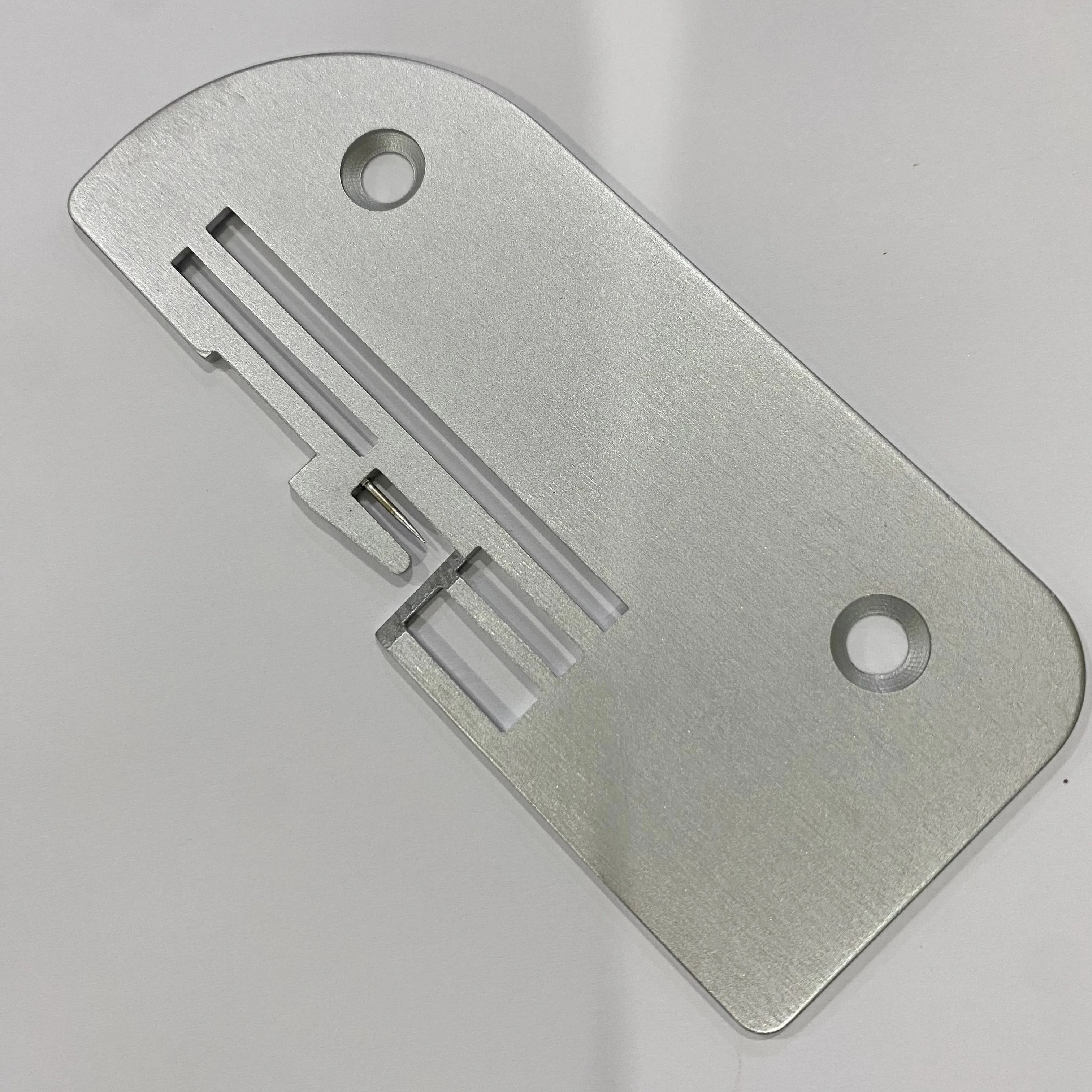 1250021-051 needle plate for domestic home household overlock sewing machine throat plate fit TOYATA SL1T,SL3335,SL3487