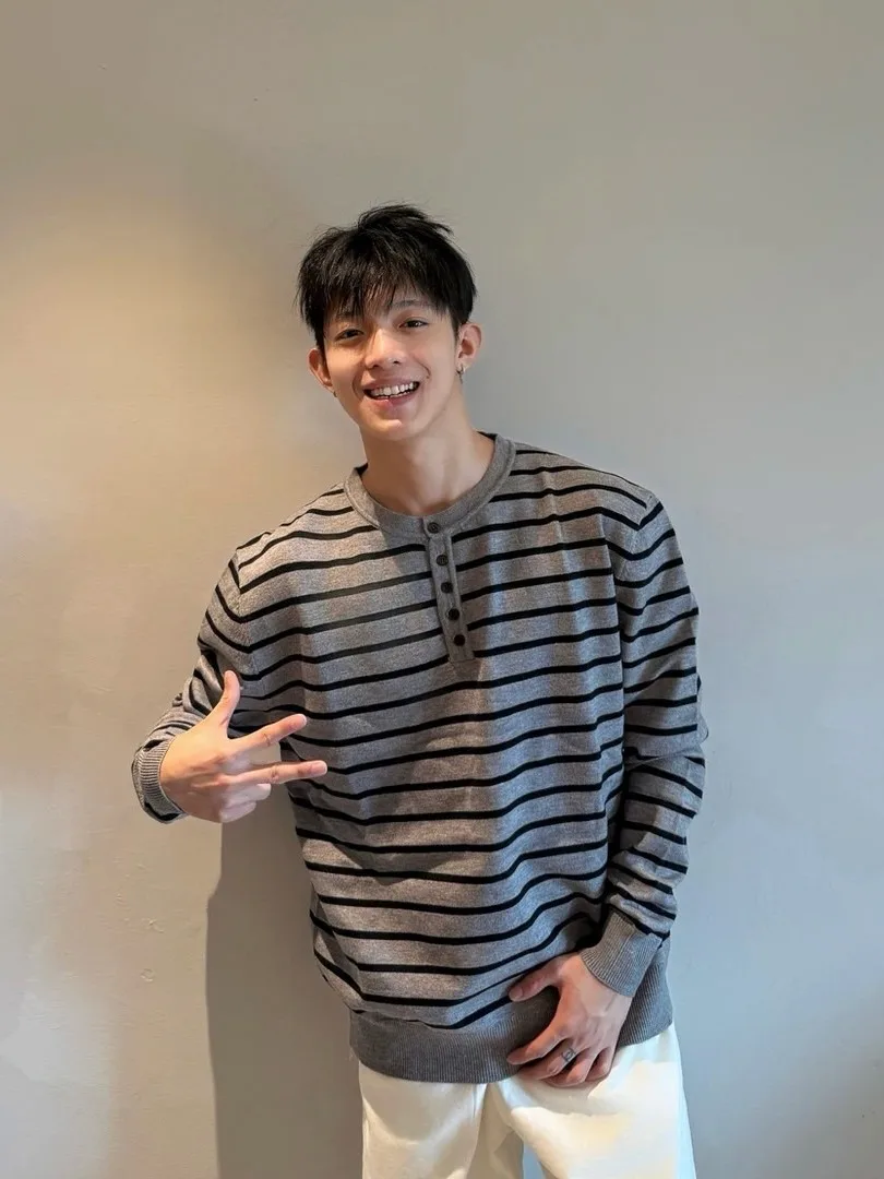 Pull tricoté à rayures pour hommes, coupe cintrée, Long, rond, respirant, confortable, fin, vêtements décontractés, printemps automne