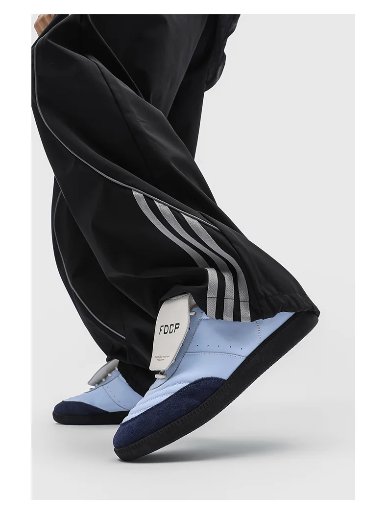 New hiking shoes men's casual non-slip wear-resistant hiking shoes men's outdoor lightweight camping waterproof sneakers