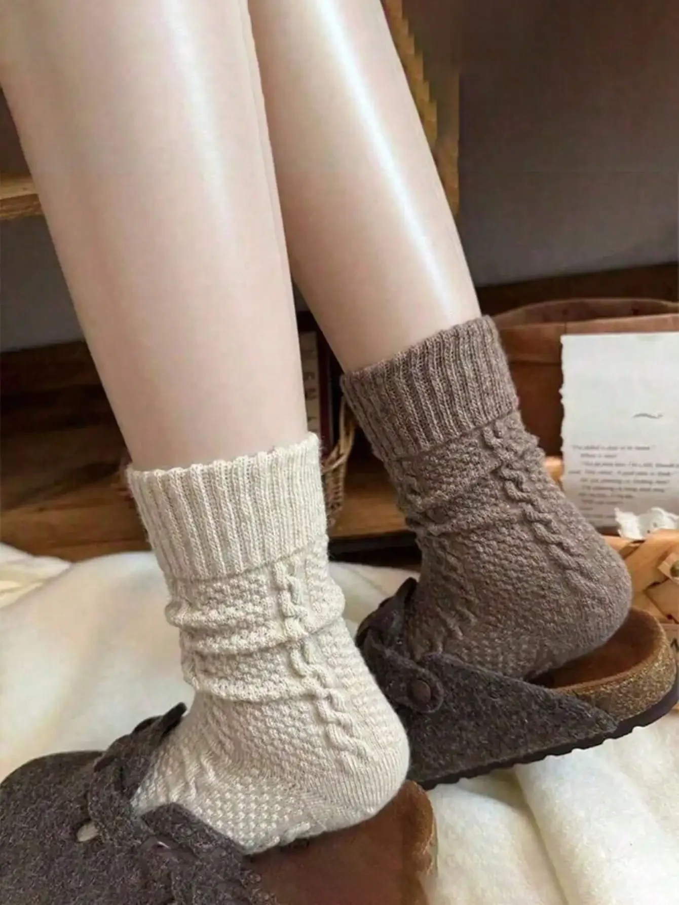 5-Pair Mixed Color Knit Couple Socks Set, Delicate Fabric Odor Resistant Soft Socks, Funky Multiple Soothing Tones For Spring Fall Winter