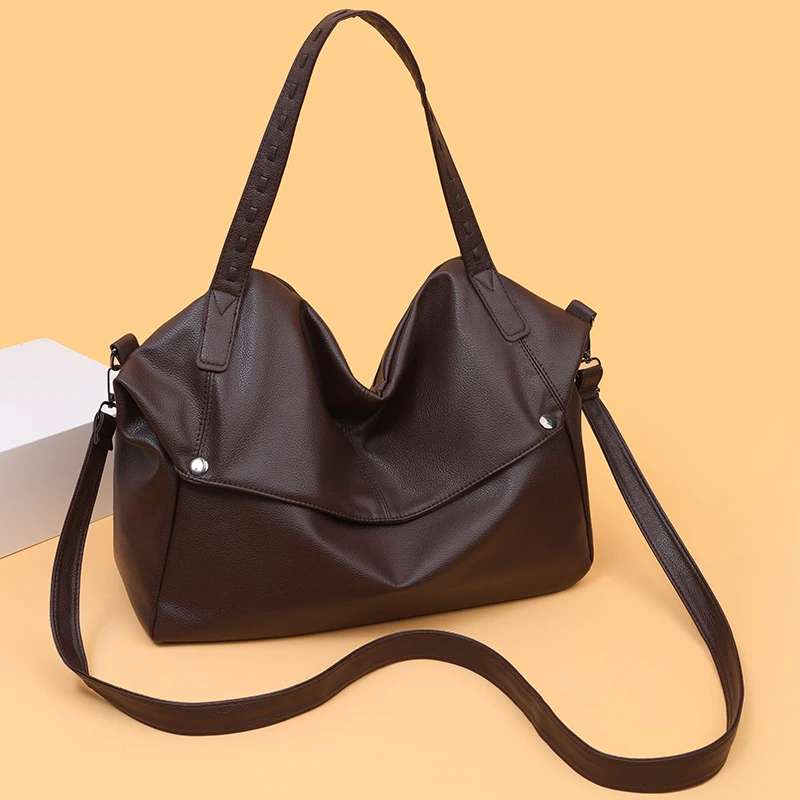 2025 Autumn New Large Capacity Shoulder Bags Versatile Commute High Quality Tote Bag Concise Retro Casual Crossbody Bag