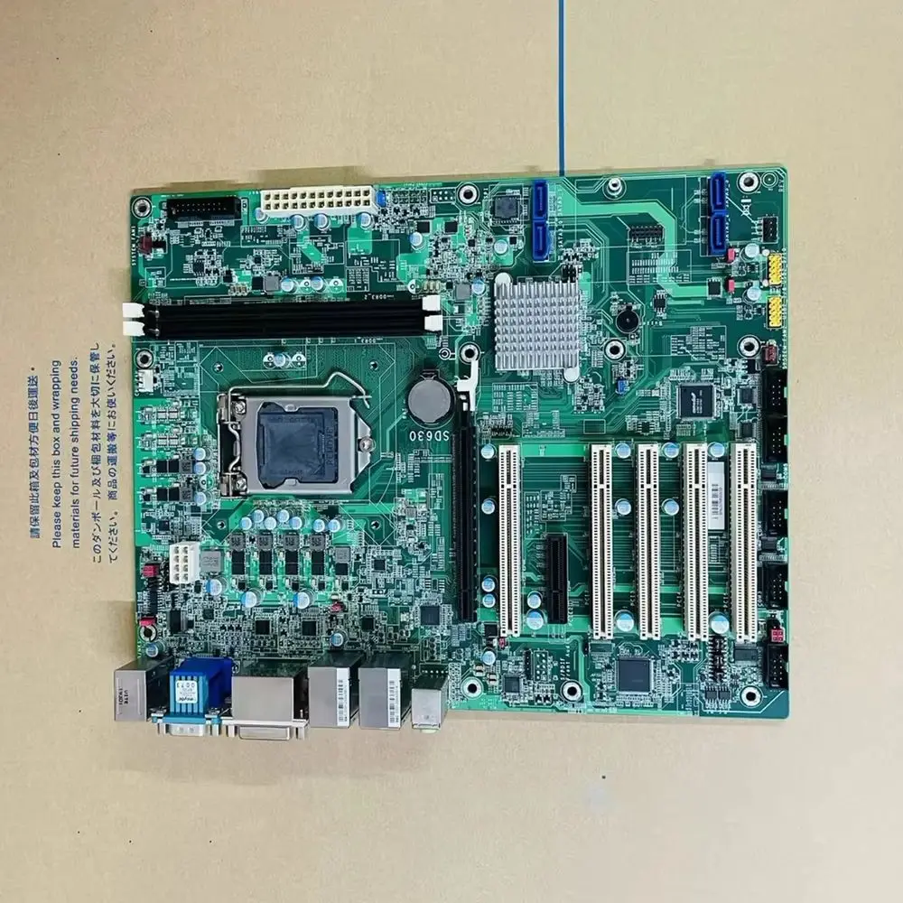 

Промышленная материнская плата SD630 с поддержкой процессоров 6/7 поколения работает отлично