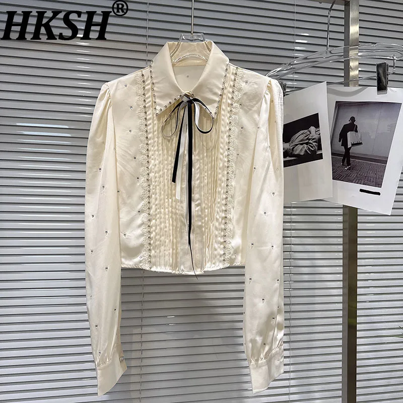 

HKSH Spring Autumn New New Women's Shirt Studded Diamonds Bowknot Pleated Long Sleeves Single Breasted Blouse Sweet Tops HK16018