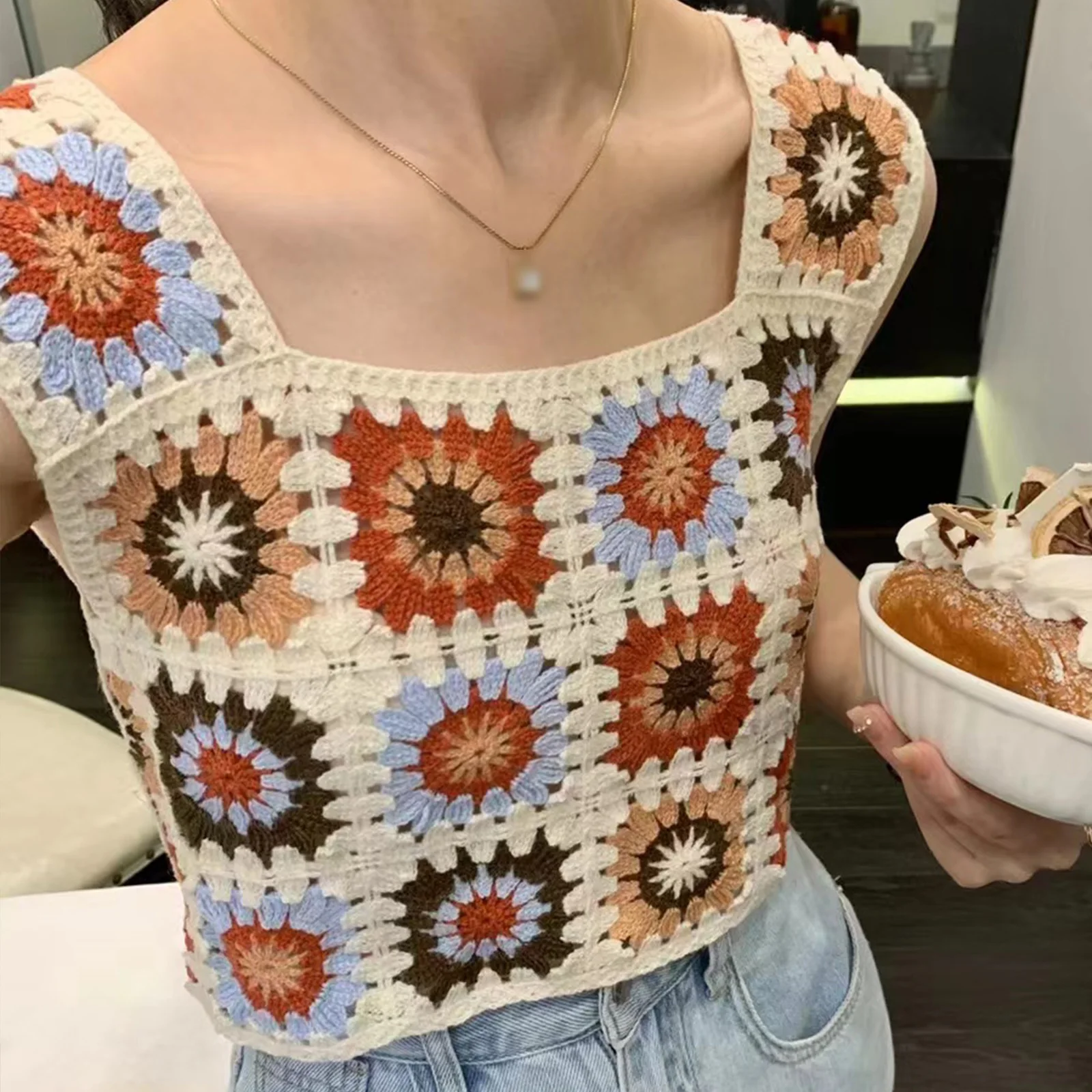 Women Floral Embroidery Camisole Crop Top Summer Cotton Crochet Sweet Tops Sleeveless for Daily Wear Beach Date Shopping