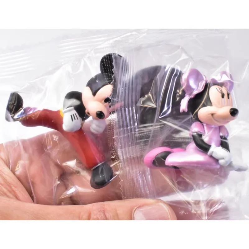 Disney Gashapon cápsula de juguete Mickey Pato Donald Minnie Pete Chip Dale Kung Fu película estilo figuras modelo decoración de escritorio regalos