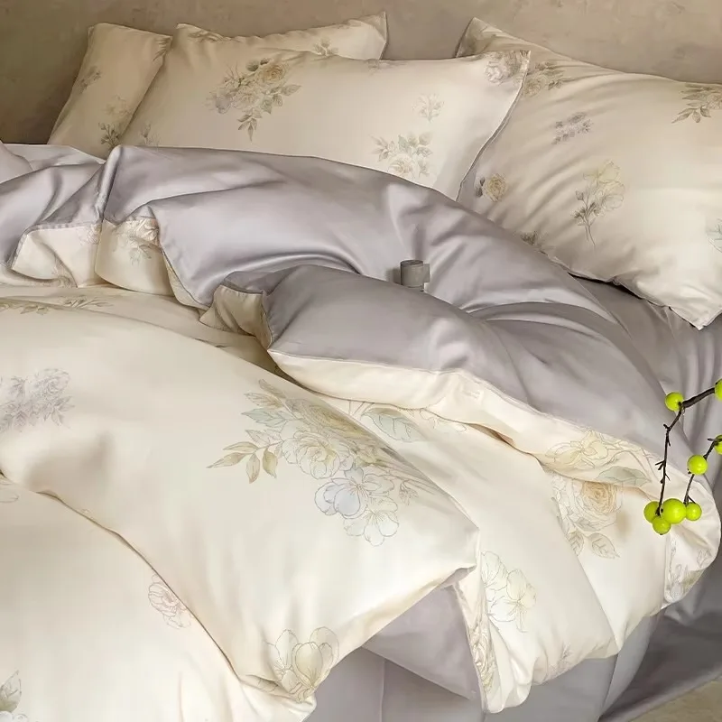 Four-Piece Set Naked Sleeping Ice Quilt Cover Three-Piece Set High-End Bedding Set Plants Flowers Pattern Skin-friendly