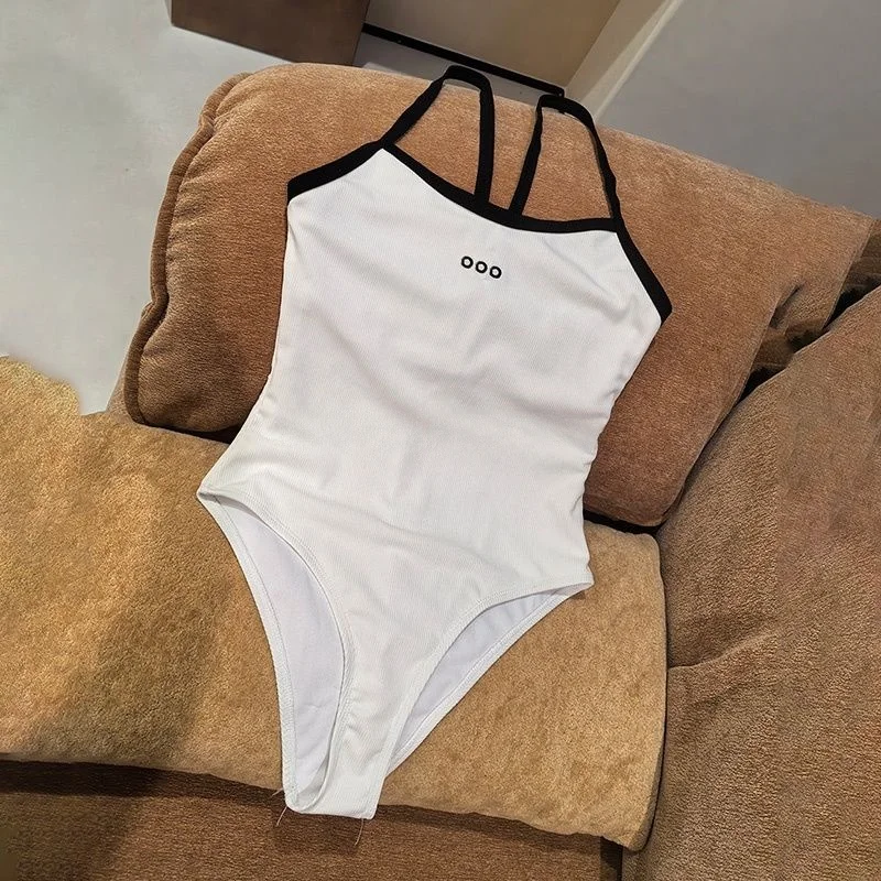 Traje de baño de diseñador para mujer, traje de baño de una pieza, Bikini Sexy con tirantes, traje de baño negro de lujo, traje de baño informal para playa 2025