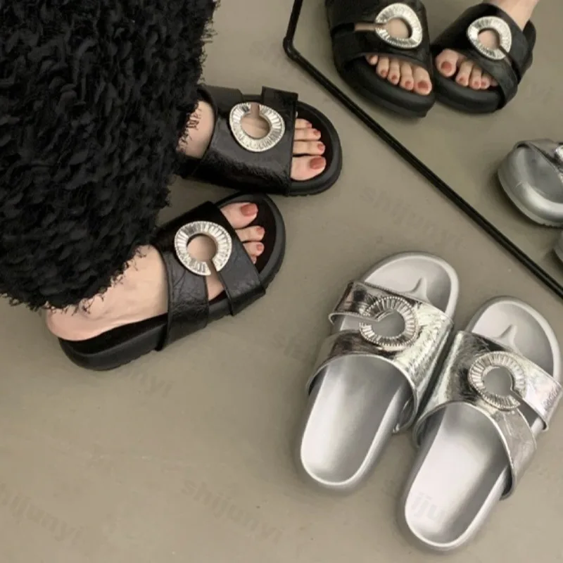 

Fashion Casual Open Toes Thick Soled Sandals for Women 2025 Summer New Hollow Breathable Comfortable Retro Chunky Beach Draggers