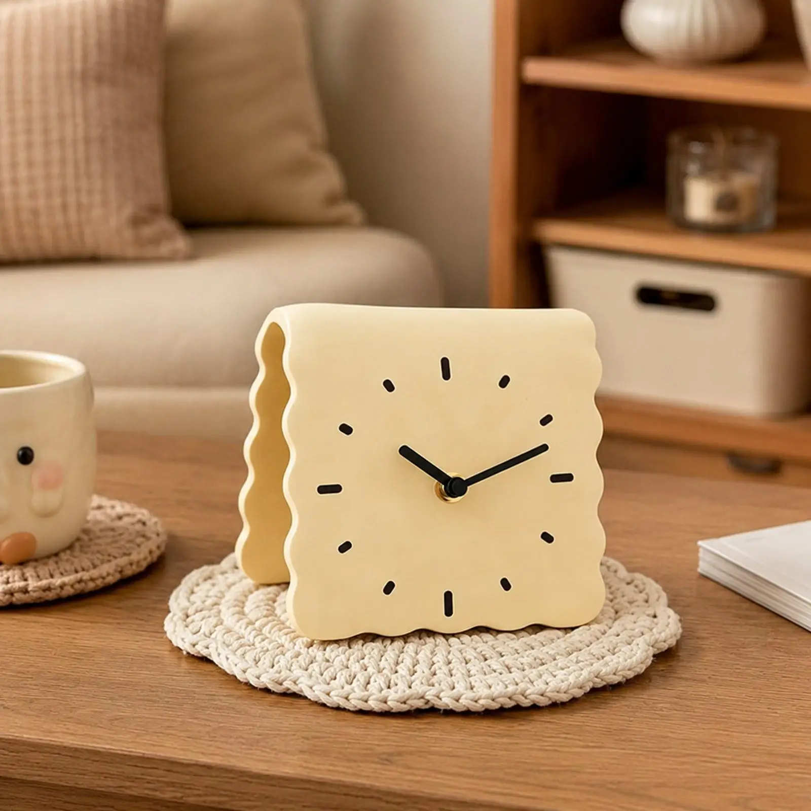 Desk Analog Clock Minimalist Small Simple Desktop Clock Decorative Acrylic for Christmas Mantel Kitchen NightStand Bedroom
