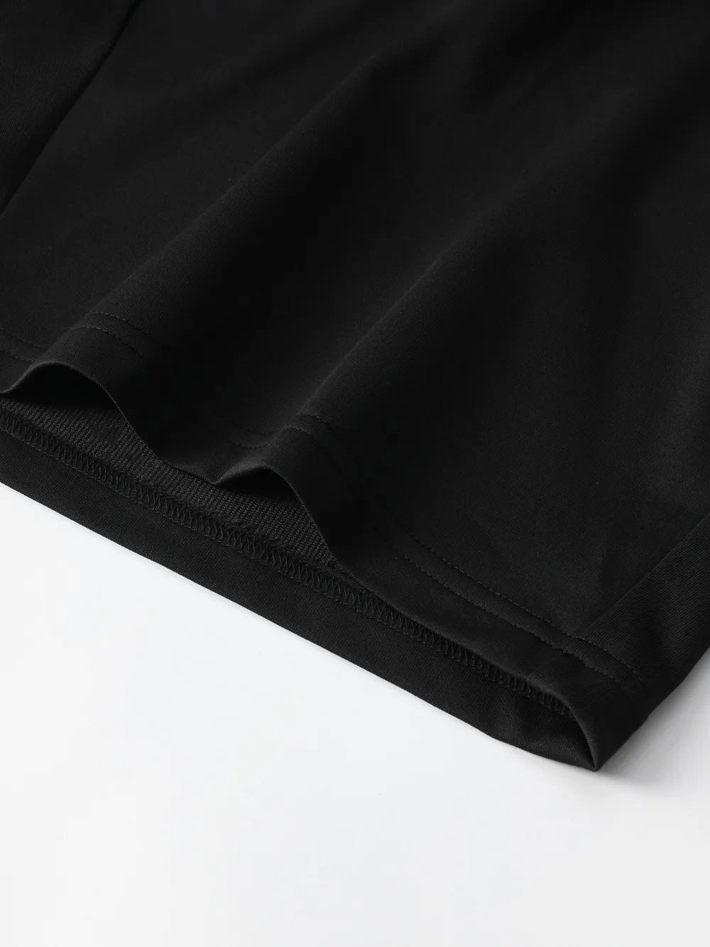 TOCUCL 新着プリントメンズスポーツショーツカジュアル 2025 夏快適な弾性ウエストの服男性通気性の短いズボン