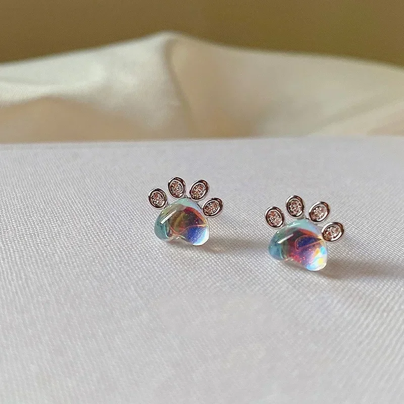 New Moonstone Footprint Small Stud Earrings For Women Simple Zircon Dog Paw Bee Kitten Mini Earring Ear Piercing Charm Jewelry