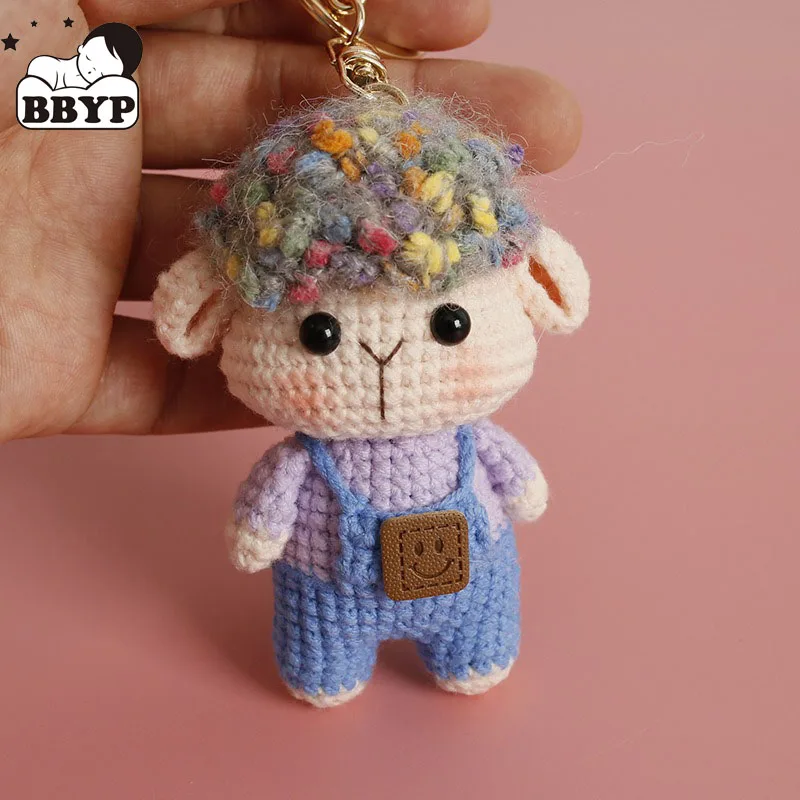 Niedliche Schafpuppe, gehäkelte Schlüsselanhänger, handgefertigt, strickende Kaninchen-Schlüsselanhänger, kreatives Cartoon-Kaninchen mit Karotten, Autoschlüssel, Schlüsselanhänger