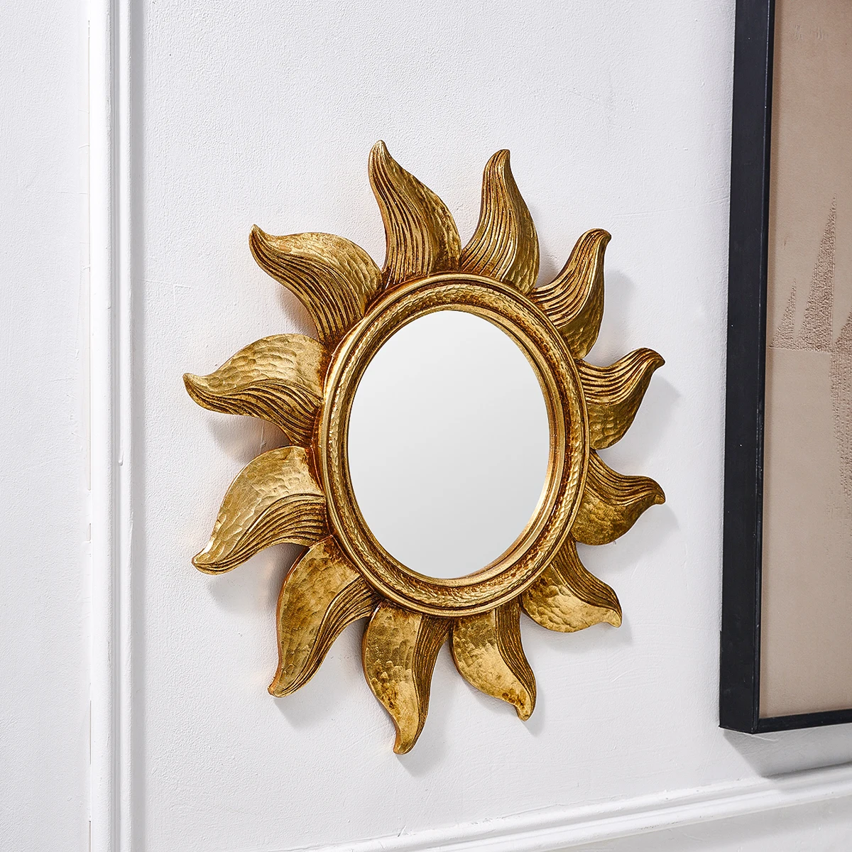 1PC, Golden sunflower Circular Decorative Hanging Mirror, Modern Creative Background Wall Decoration Home Art Hanging Piece